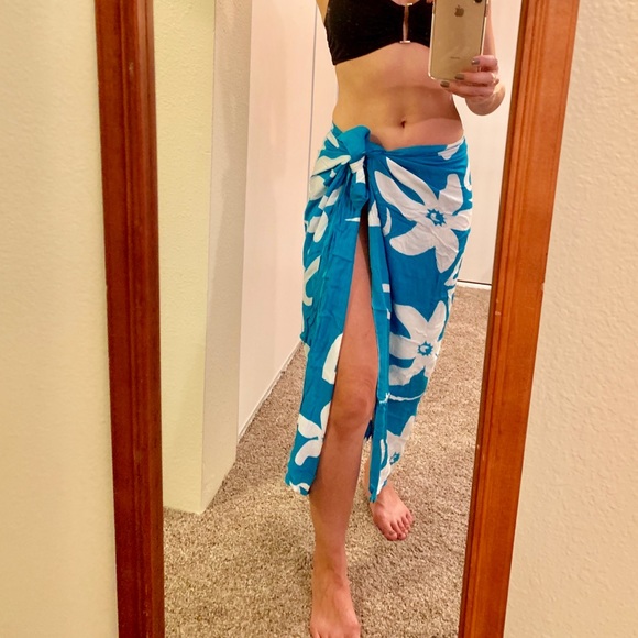 Sarong swim cover up- Tahitian - Picture 5 of 7